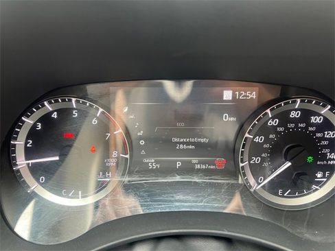 Used 2024 Toyota Highlander LE image 14