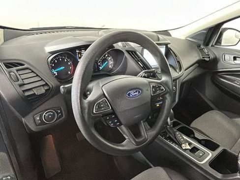 Used 2019 Ford Escape SE FWD image 14