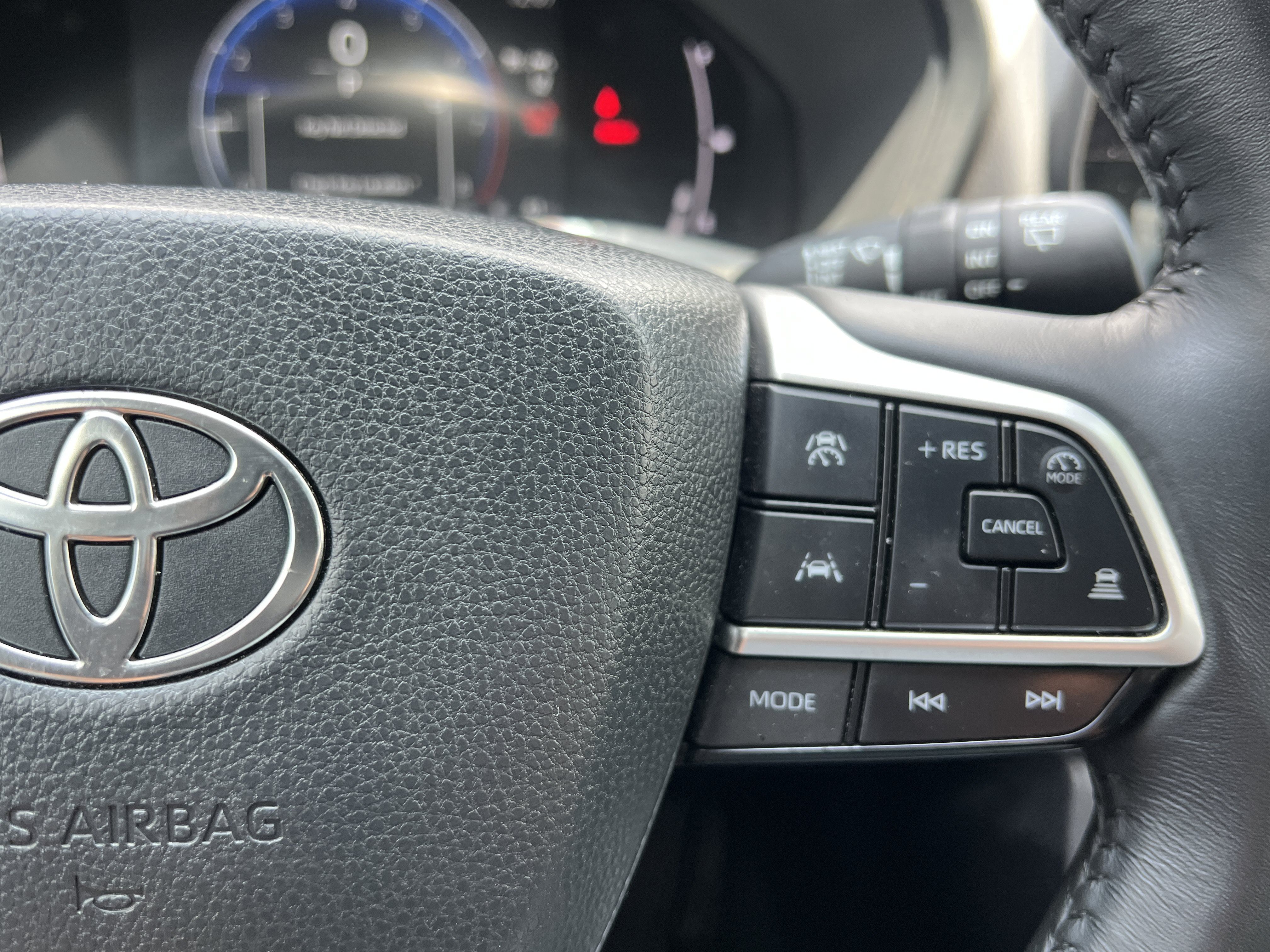 Used 2024 Toyota Grand Highlander AWD image 27