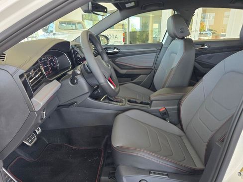 New 2026 Volkswagen Jetta GLI Autobahn FWD image 17