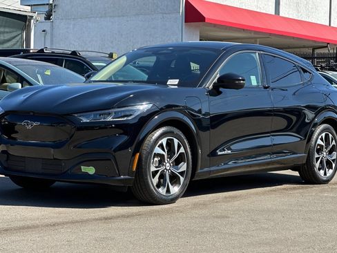 Used 2023 Ford Mustang Mach-E Premium AWD/4WD image 8
