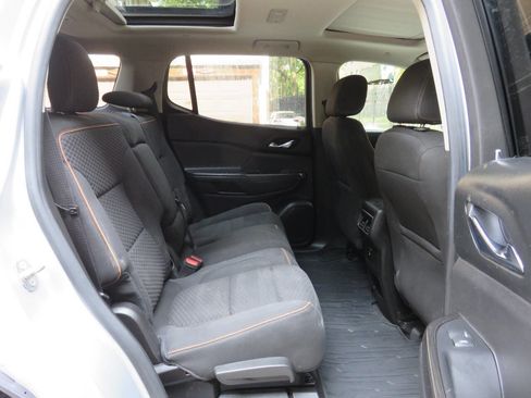 Used 2017 GMC Acadia SLE w/ Driver Alert Package I image 19