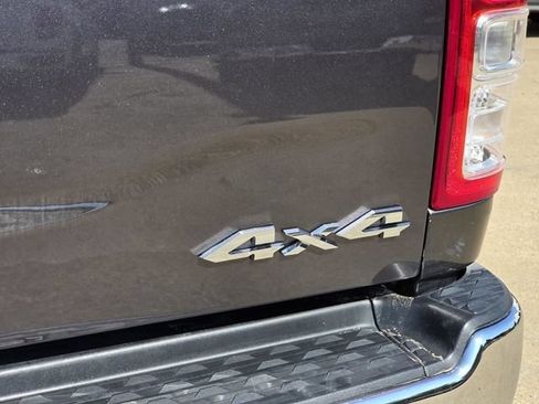 Used 2024 RAM 2500 Big Horn AWD/4WD image 9