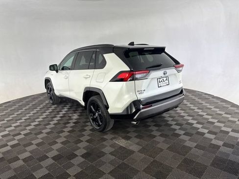 Used 2020 Toyota RAV4 XSE AWD/4WD image 9