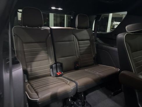 Used 2025 GMC Yukon Denali Ultimate image 29