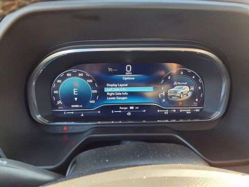 Used 2024 Chevrolet Tahoe Z71 w/ Luxury Package image 65