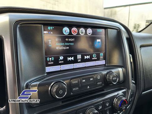 Used 2018 Chevrolet Silverado 2500 LTZ image 28