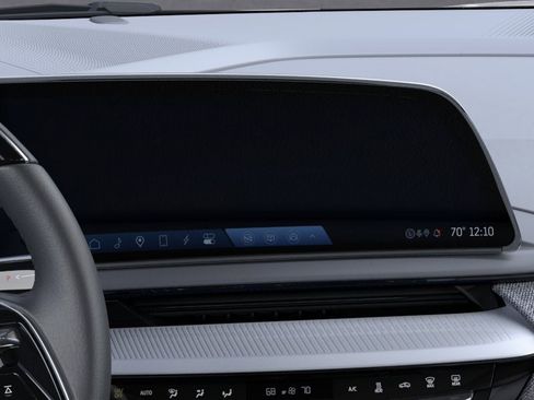New 2026 Cadillac Optiq Luxury 2 AWD/4WD image 20