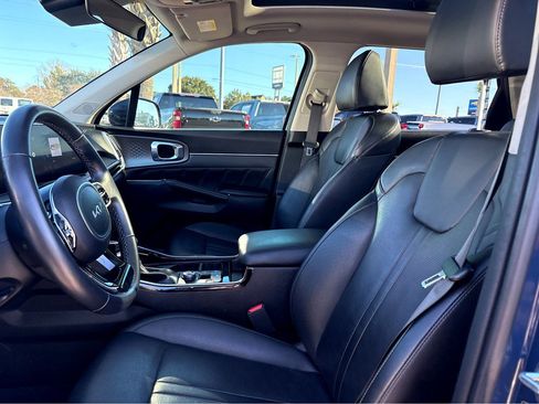 Used 2024 Kia Sorento SX image 15
