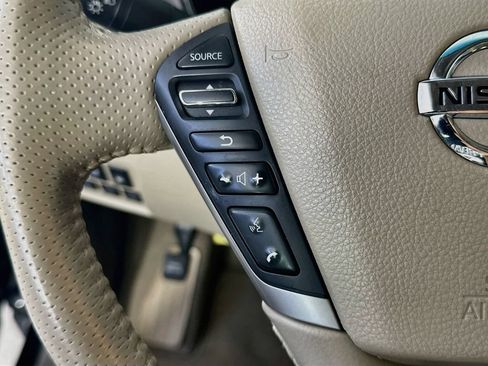 Used 2014 Nissan Murano LE w/ Platinum Edition Package AWD/4WD image 25