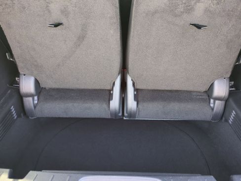 Used 2016 Ford Explorer Limited FWD image 33