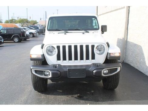 Used 2021 Jeep Wrangler Unlimited Sahara image 11