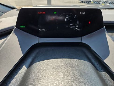 Used 2023 Toyota Prius XLE FWD image 28