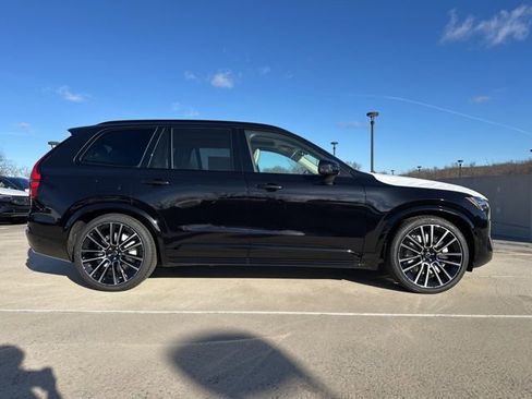 New 2026 Volvo XC90 B6 Ultra w/ Lounge Package image 8