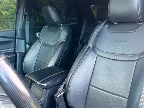Used 2020 Ford Explorer ST w/ ST Street Pack AWD/4WD image 11