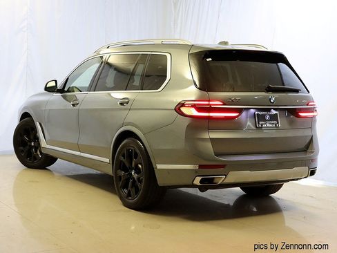 Certified 2023 BMW X7 xDrive40i w/ Premium Package image 9