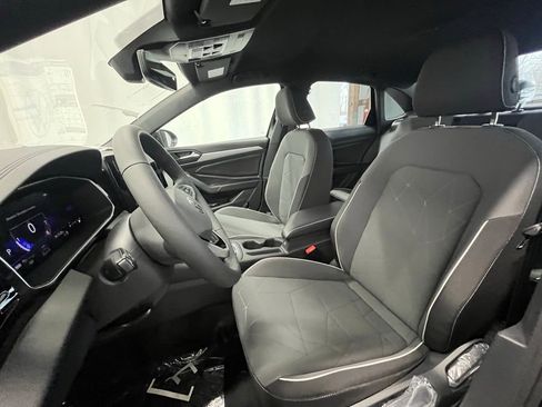 New 2026 Volkswagen Jetta Sport image 10