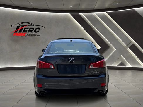 Used 2011 Lexus IS 250 w/ F-Sport Pkg w/Summer Tires RWD image 4