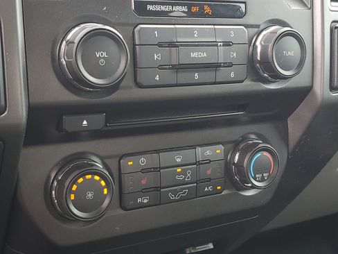 Used 2018 Ford F150 XLT w/ Equipment Group 302A Luxury AWD/4WD image 25