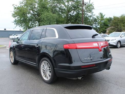 Used 2019 Lincoln MKT AWD image 40