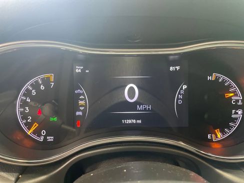 Used 2020 Jeep Grand Cherokee Laredo image 18