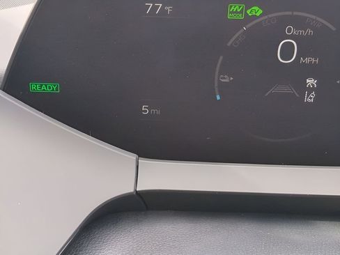 New 2026 Toyota Prius Plug-In Hybrid FWD image 26