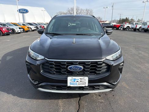 Used 2024 Ford Escape ST-Line image 8