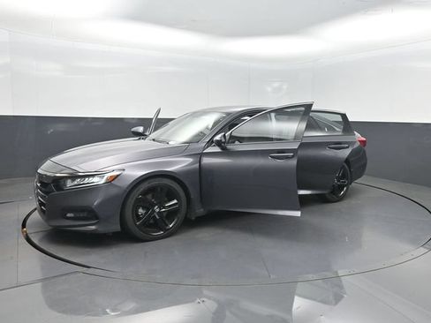 Used 2019 Honda Accord Sport image 42