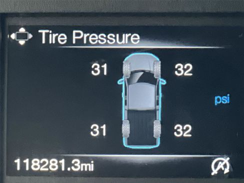 Used 2018 Ford F150 XLT w/ XTR Package image 16