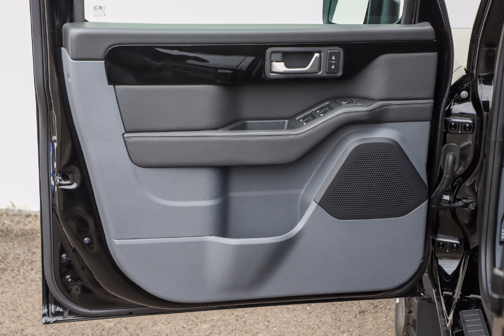 Used 2025 INEOS Grenadier Station Wagon AWD/4WD image 60