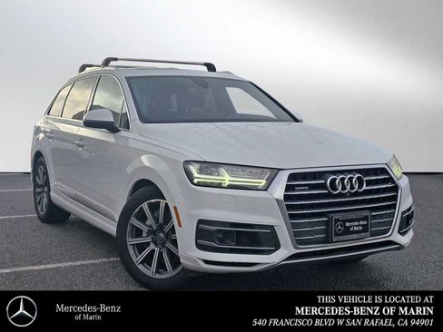Used 2017 Audi Q7 3.0T Prestige image 1