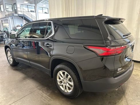 Used 2023 Chevrolet Traverse LS w/ Safety Package FWD image 6