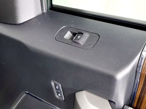 Used 2015 Ford F150 Lariat w/ Equipment Group 502A Luxury image 30