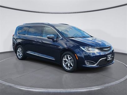 Used 2018 Chrysler Pacifica Limited