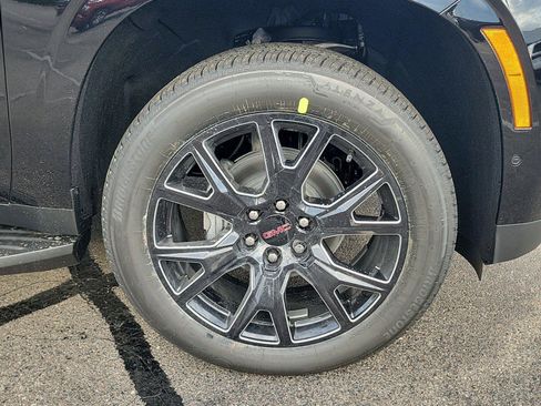 New 2026 GMC Yukon Elevation image 5