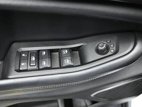 Used 2021 Jeep Grand Cherokee L Laredo RWD image 5