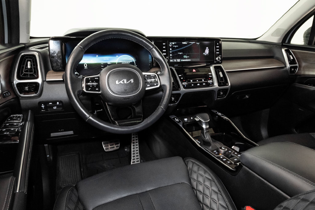 Used 2023 Kia Sorento SX Prestige AWD/4WD image 9