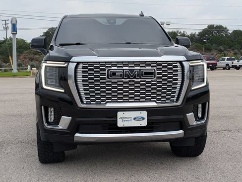 Used 2022 GMC Yukon Denali AWD/4WD image 3