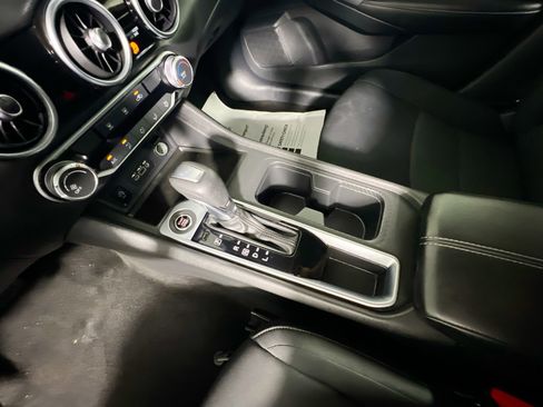 Used 2024 Nissan Sentra SV FWD image 25