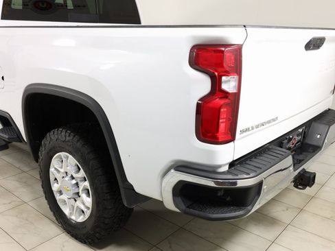 Used 2022 Chevrolet Silverado 2500 LTZ w/ LTZ Convenience Package image 45