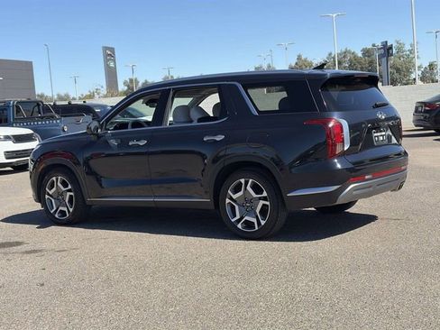 Used 2024 Hyundai Palisade Limited image 8