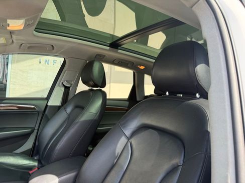 Used 2017 Audi Q5 2.0T Premium Plus w/ Technology Package AWD/4WD image 9