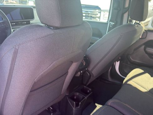 Used 2025 Jeep Wrangler Unlimited Sport AWD/4WD image 26