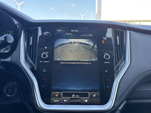 Used 2025 Subaru Outback Premium image 22