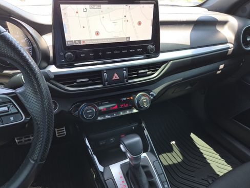 Used 2023 Kia Forte GT-Line w/ GT-Line Premium Package FWD image 30