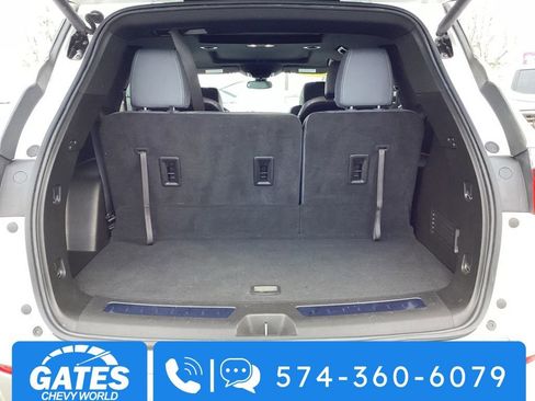 Used 2023 Buick Enclave Essence w/ Experience Buick Package image 13
