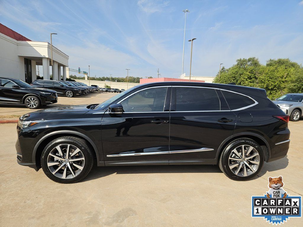 Used 2026 Acura MDX w/ Technology Package FWD image 4