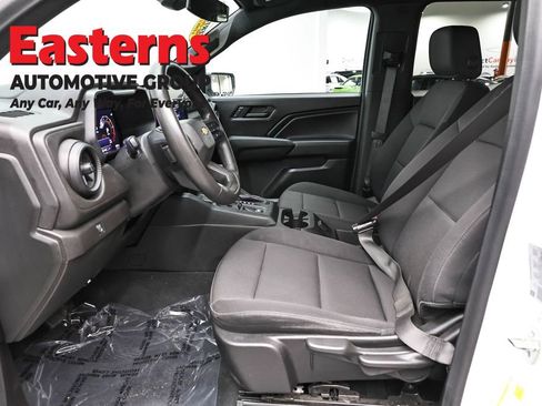 Used 2024 Chevrolet Colorado W/T RWD image 14