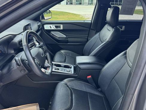 Used 2023 Ford Explorer ST w/ Equipment Group 401A AWD/4WD image 12