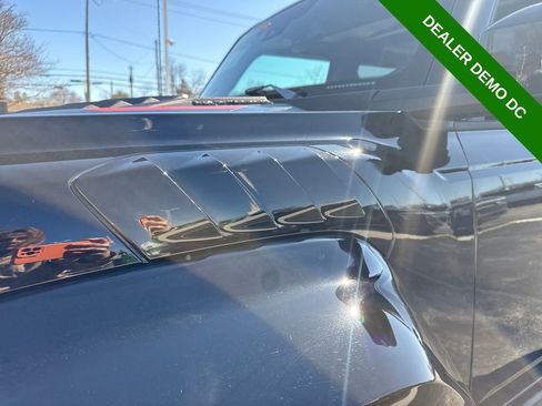 Used 2025 Ford Bronco Raptor AWD/4WD image 21